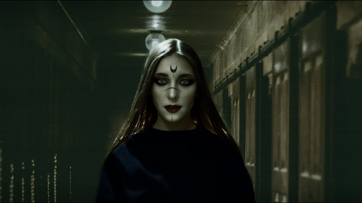 How to Edit a Creepy Halloween Photo with Airbrush