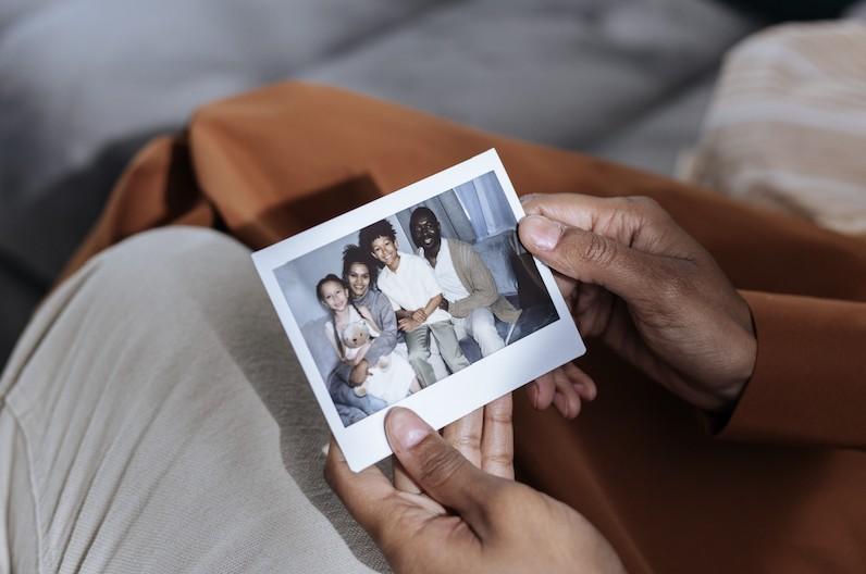 5 Poses fáciles para hacer fotos con tu familia