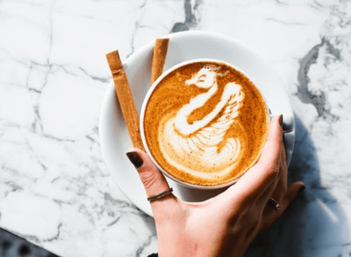 Cómo usar AirBrush PRO para editar fotos de café