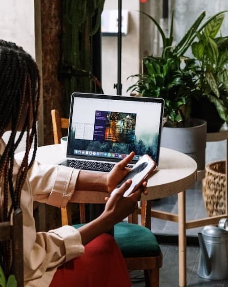 7 Airbrush Editing Tools for Influencers to Easily Enhance Their Photos