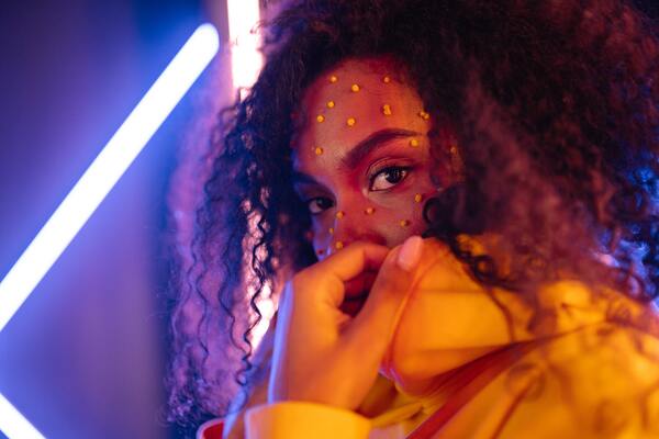 Como fazer maquiagens Neon com Airbrush