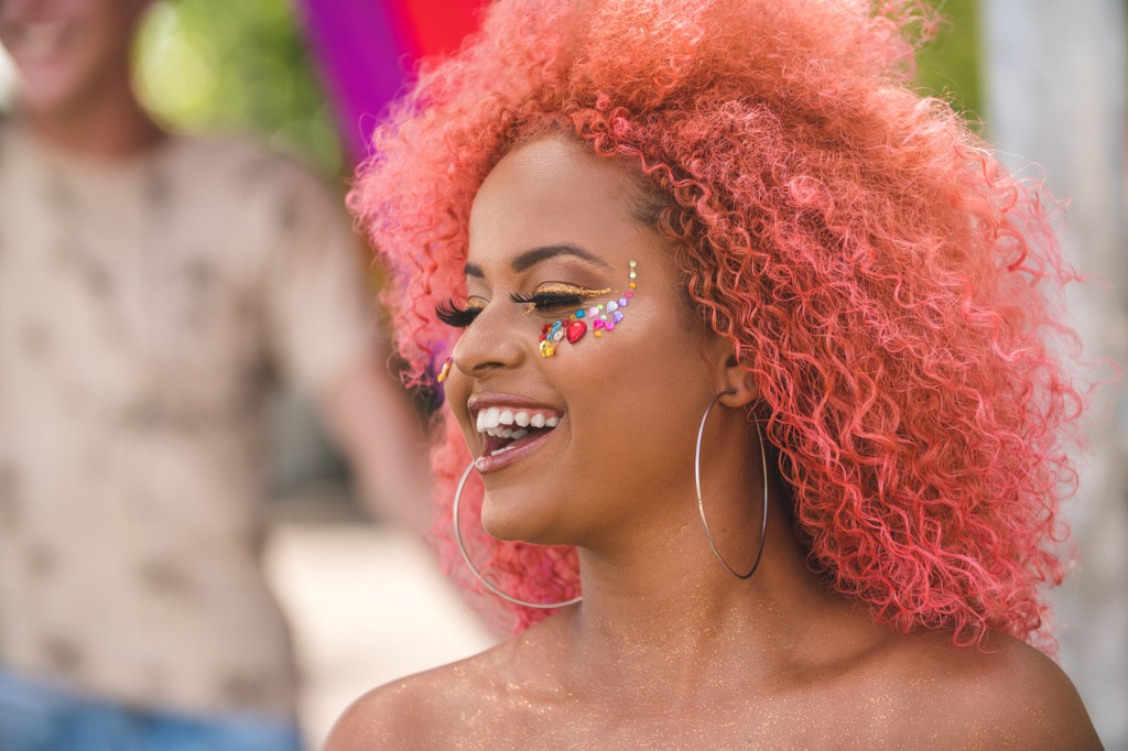 Transform your Mardi Gras Photos with these Airbrush Tools