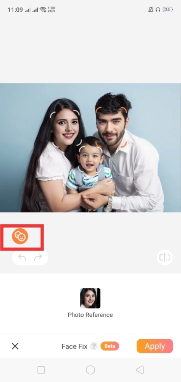 Airbrush Face Fix App Screenshot EN - family multi-face bar