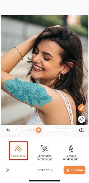 Airbrush App Screenshot ES - remove tattoo AI eraser